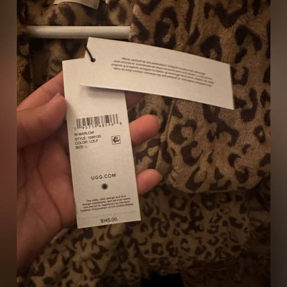 Ugg Cheetah Print Robe - Picture 4 of 4